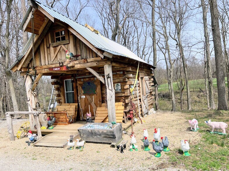 More Photos Of 3559 N US Highway 41, Bloomingdale Trailer Camper Park For Sale