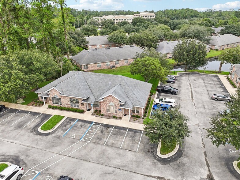 More Photos Of 4745 Sutton Park Ct, Jacksonville Medical For Sale