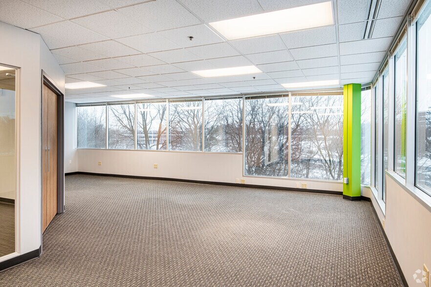 More Photos Of 440 Science Dr, Madison Office For Lease