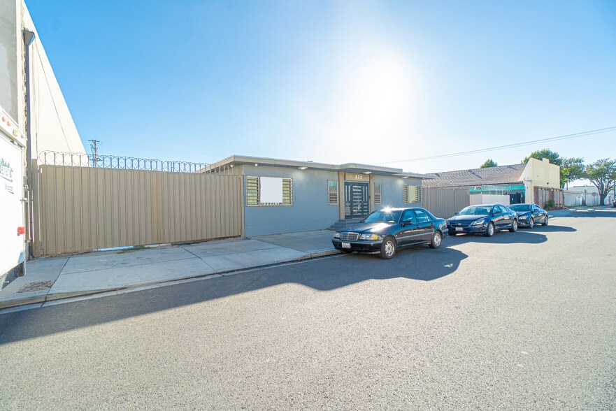 More Photos Of 820 W Esther St, Long Beach Distribution For Sale