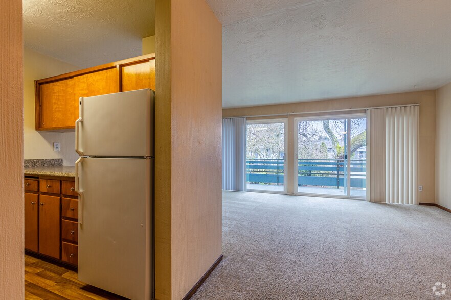 More Photos Of 11181-11211 NE Weidler St, Portland Apartments For Sale