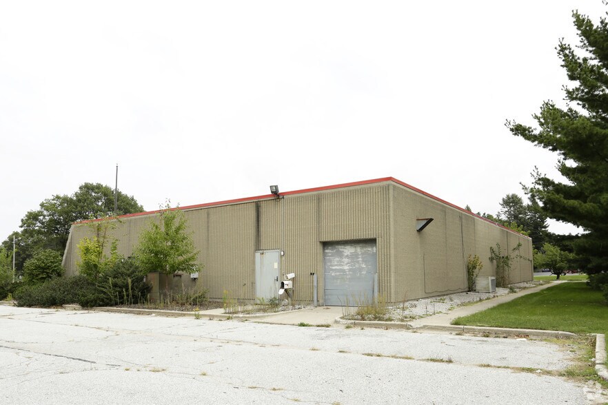 More Photos Of 375 Gin Chan Ave, Muskegon Restaurant For Sale