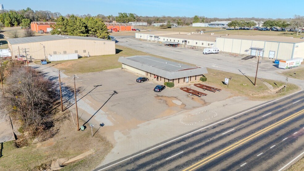 More Photos Of 1391 Flat Creek Rd, Athens Flex For Sale