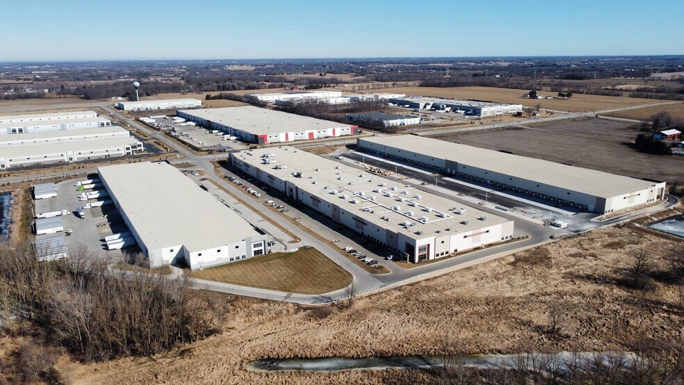 More Photos Of N128W20943 Holy Hill Rd, Germantown Unknown For Lease