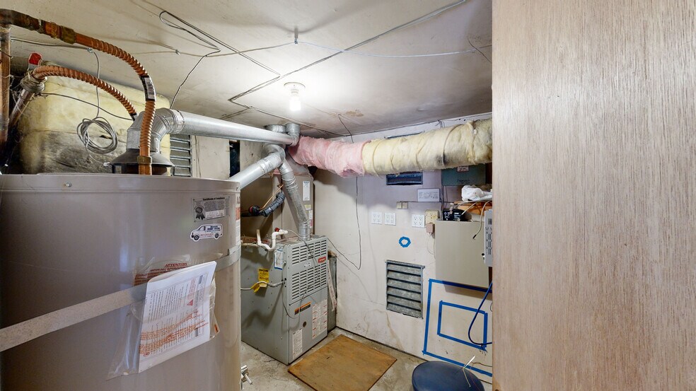 More Photos Of 13350 Big Basin Way, Boulder Creek Medical For Lease