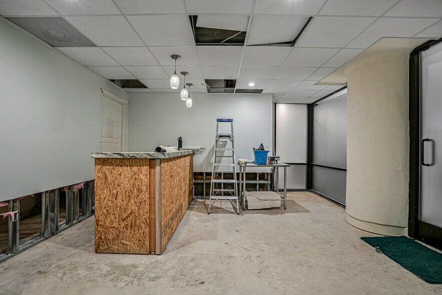 More Photos Of 1202 Kettner Blvd, San Diego Office Residential For Lease