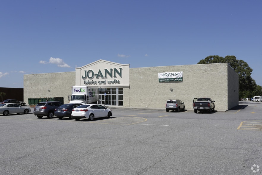 More Photos Of 3420 Clemson Blvd, Anderson Unknown For Lease