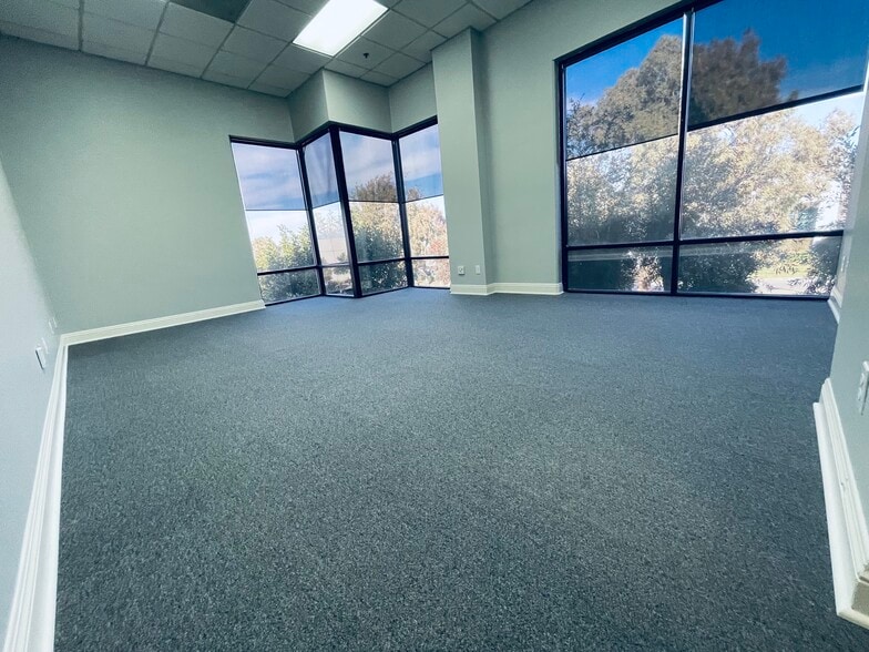 More Photos Of 1750 California Ave, Corona Unknown For Lease