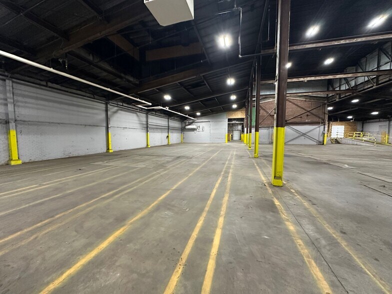 More Photos Of 2200 Bleecker St, Utica Warehouse For Lease