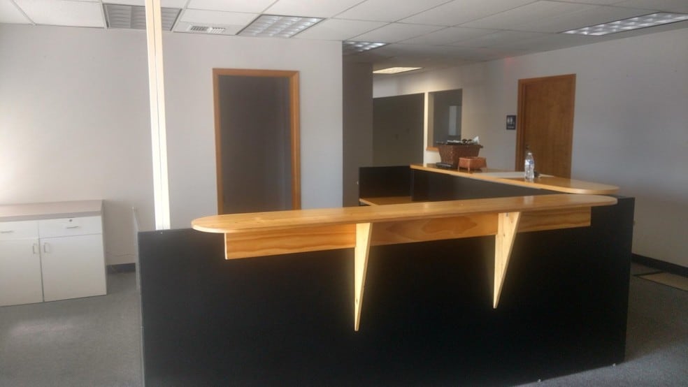 More Photos Of 2260-2270 NE McDaniel Ln, Mcminnville Medical For Lease