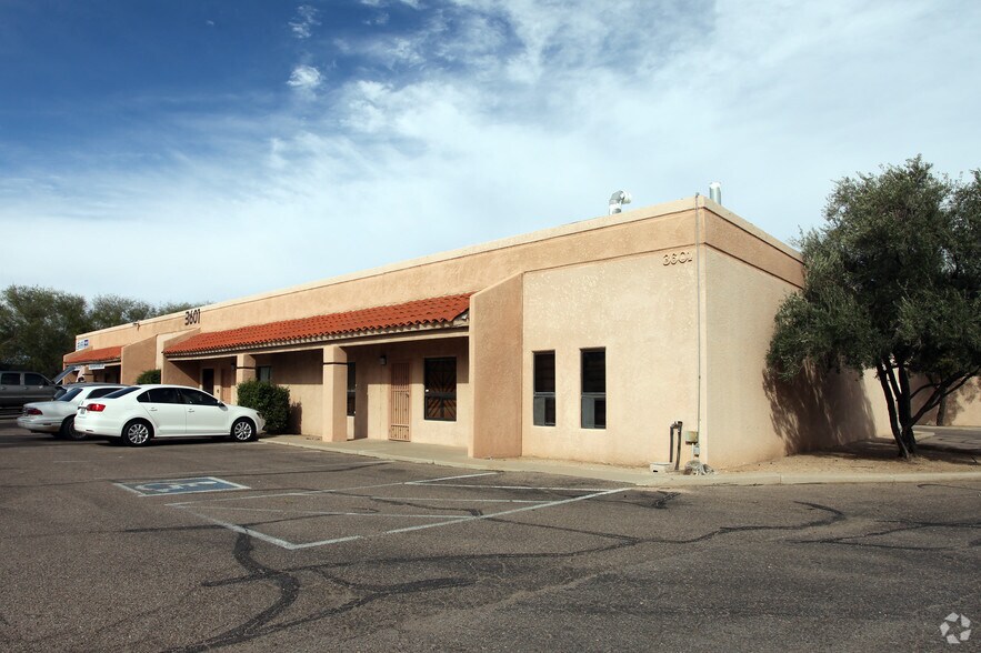 More Photos Of 3200 S Dodge Blvd, Tucson Unknown For Lease