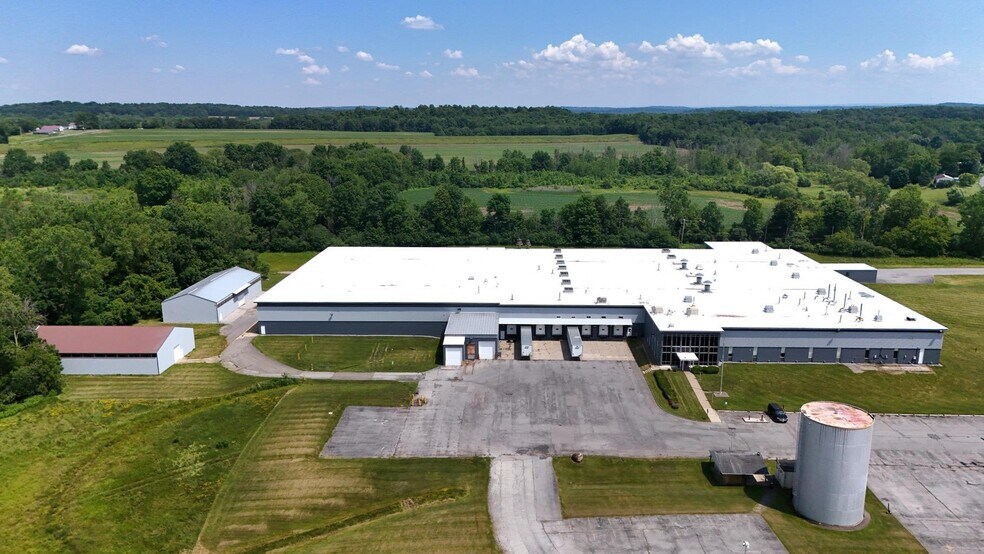 Primary Photo Of 8673 Lyons Marengo Rd, Lyons Manufacturing For Lease