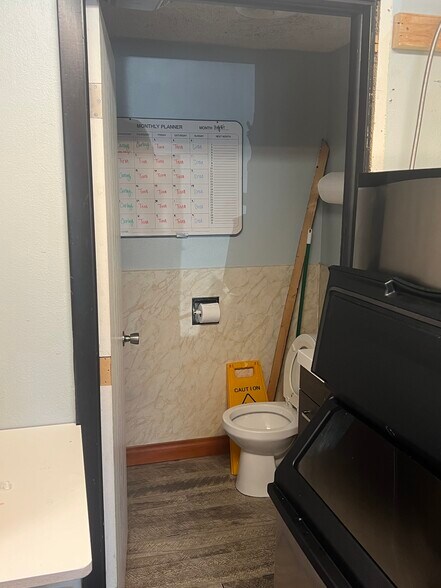 More Photos Of 153 Big Timber Rd loop, Big Timber Fast Food For Sale