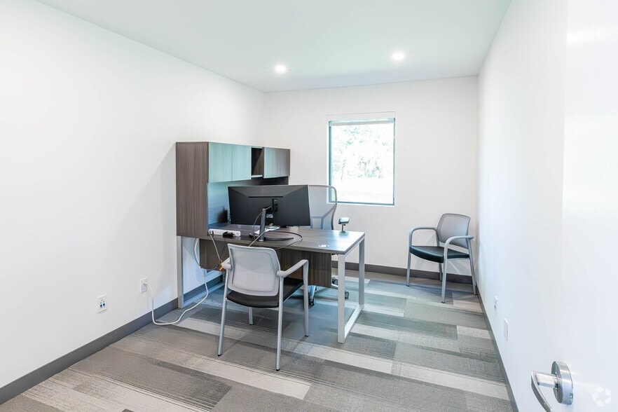 More Photos Of 682 US-202, Bridgewater Office For Sale