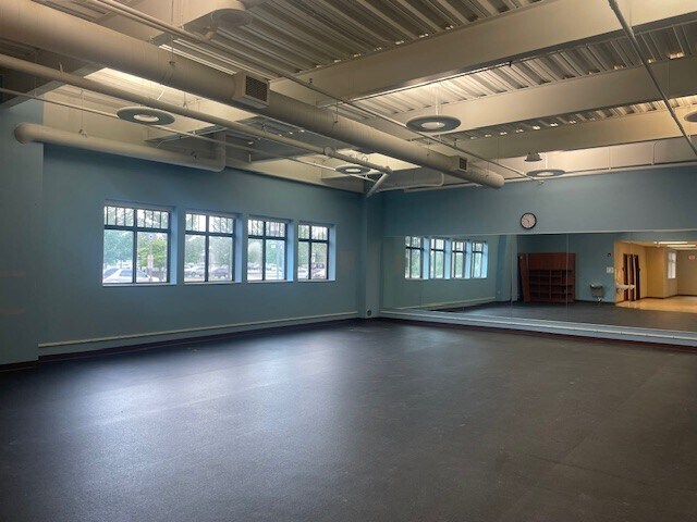 More Photos Of 6401 Prairie St, Norton Shores Medical For Lease