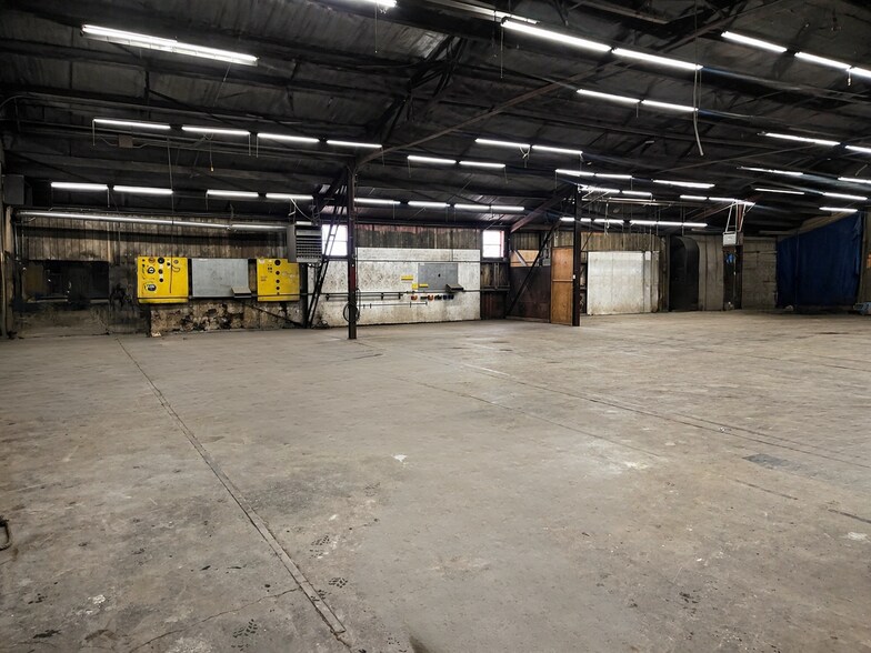 More Photos Of 101 Iowa Highway 21, Dysart Industrial For Lease