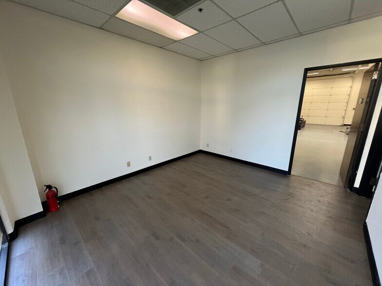More Photos Of 46560 Fremont Blvd, Fremont Warehouse For Sale