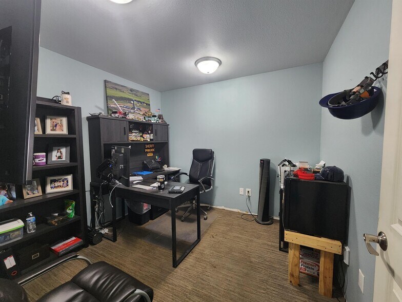 More Photos Of 6619 62 1/2 Ave NW, Blaisdell Distribution For Sale