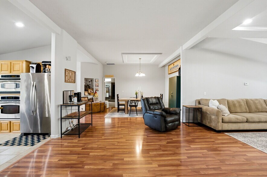 More Photos Of 3106 Golden Gate Dr, Napa Flex For Sale