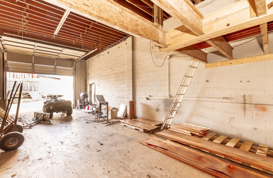 More Photos Of 1034 Story Ave, Louisville Light Manufacturing For Lease