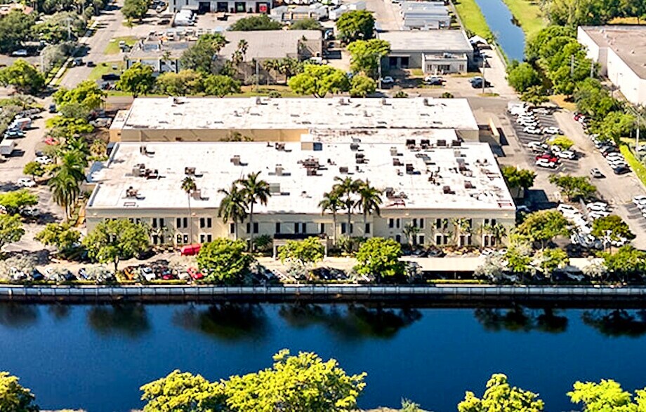 More Photos Of 895 SW 30th Ave, Pompano Beach Office For Lease