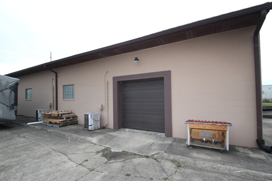 More Photos Of 924 Seville Rd, Wadsworth Warehouse For Sale