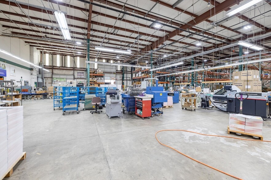 More Photos Of 2000 Kentucky St, Bellingham Warehouse For Sale