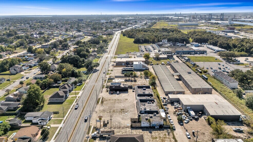 More Photos Of 7118-7140 Downman Rd, New Orleans Storefront Retail Residential For Sale