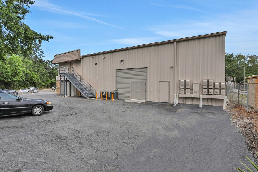 More Photos Of 3787 Old Middleburg Rd, Jacksonville Office For Sale