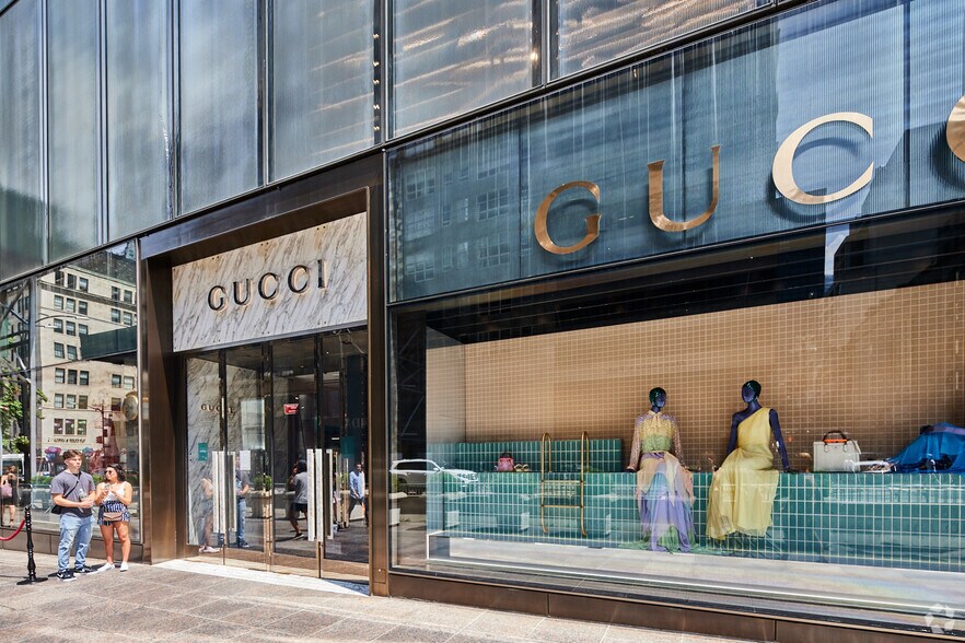 More Photos Of 725 Fifth Ave, New York Office For Sale