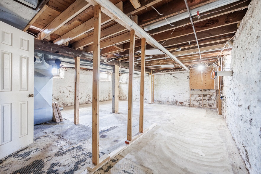 More Photos Of 5692 Pittsford Palmyra Rd, Pittsford Office Residential For Sale
