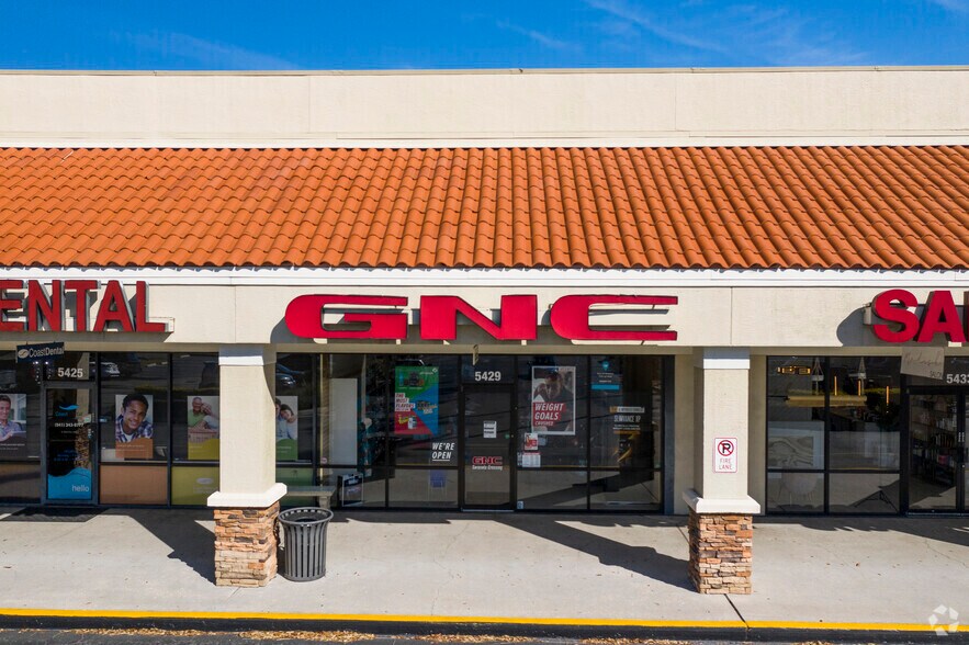 More Photos Of 5301-5553 Fruitville Rd, Sarasota Unknown For Lease