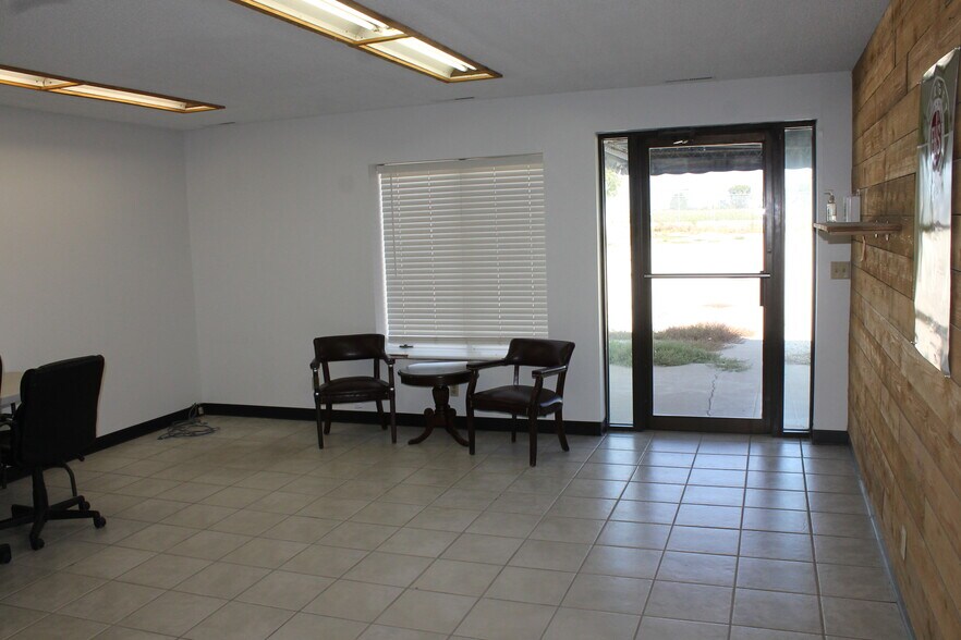 More Photos Of 320 W Lincoln Hwy, Cortland Industrial For Sale