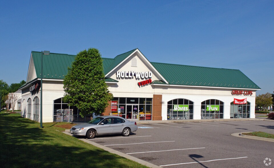 More Photos Of 11420-11422 W Huguenot Rd, Midlothian Freestanding For Sale