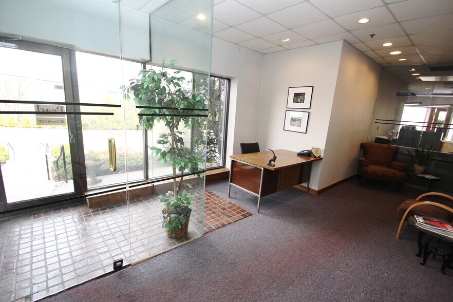 More Photos Of 66 Concord St, North Reading Light Distribution For Lease