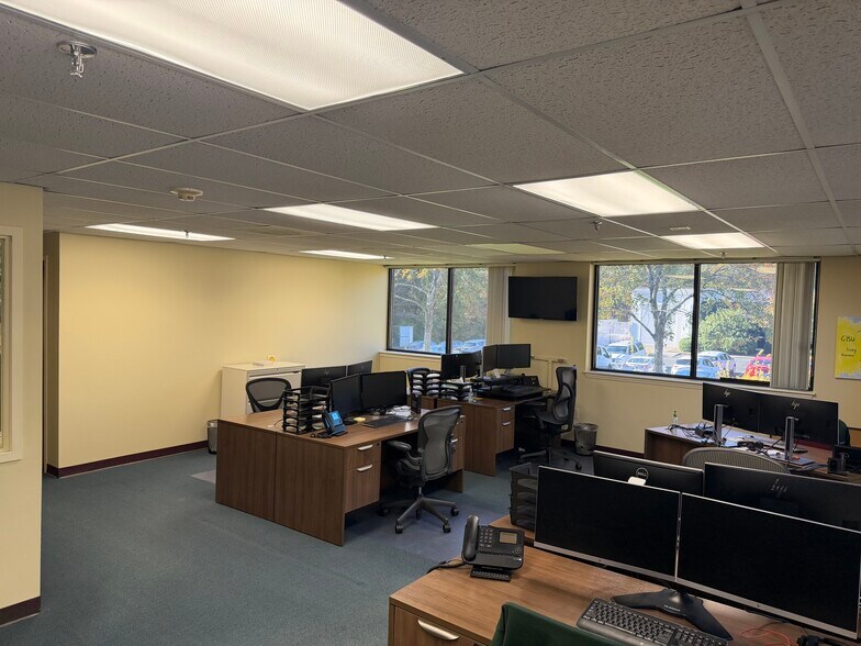 More Photos Of 3480 Lakemont Blvd, Fort Mill Light Distribution For Sale