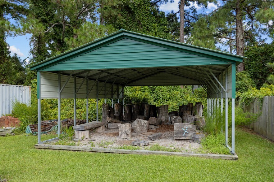 More Photos Of 1622-B Live Oak St, Beaufort Freestanding For Sale