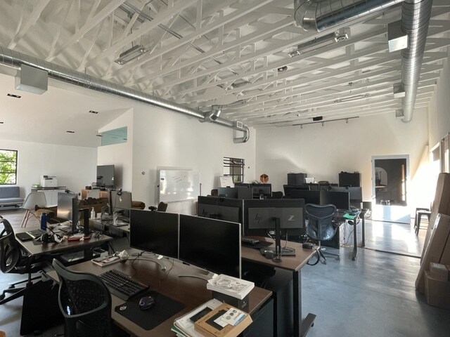 More Photos Of 612-624 Hampton Dr, Venice Loft Creative Space For Lease