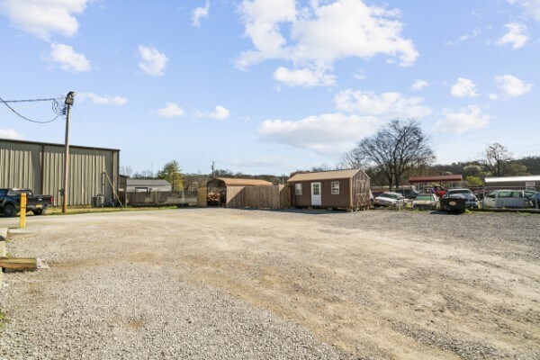 More Photos Of 601 N 1st St, Pulaski Restaurant For Sale