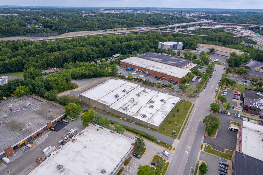 More Photos Of 5731 General Washington Dr, Alexandria Distribution For Sale