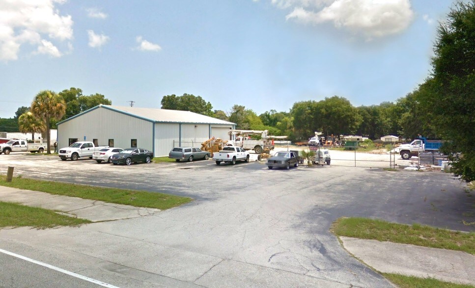 More Photos Of 1077 Derbyshire Rd, Daytona Beach Warehouse For Lease