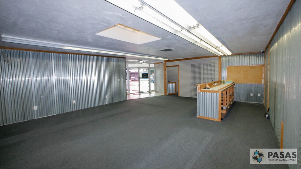 More Photos Of 3016-3018 Garrison St., San Diego Storefront Retail Office For Lease