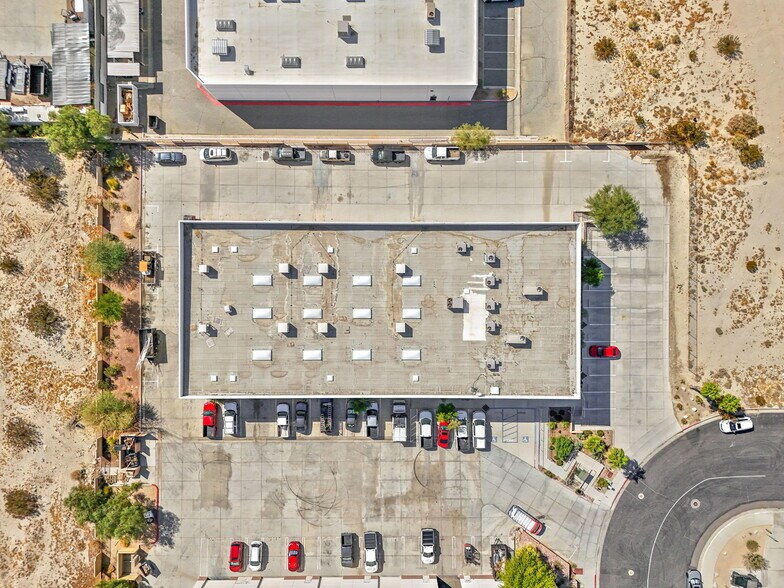 More Photos Of 72203 Adelaid St, Thousand Palms Industrial For Sale