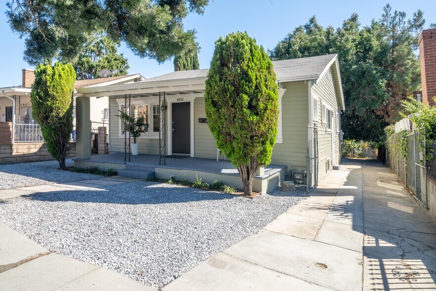 More Photos Of 4832 York Blvd, Los Angeles Office For Sale
