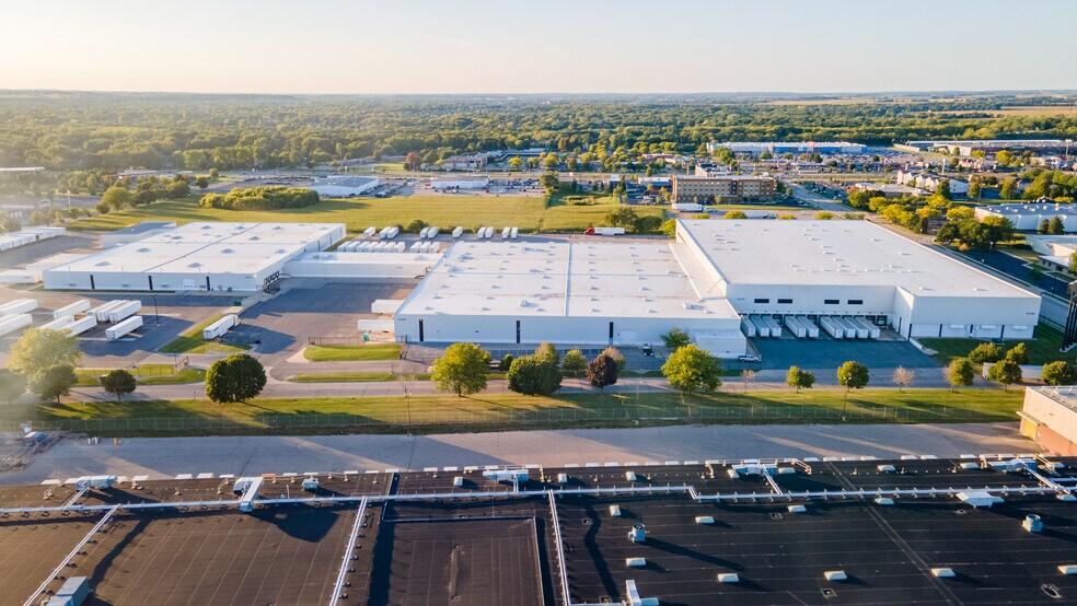 More Photos Of 1 Reynolds Dr, Beloit Distribution For Lease