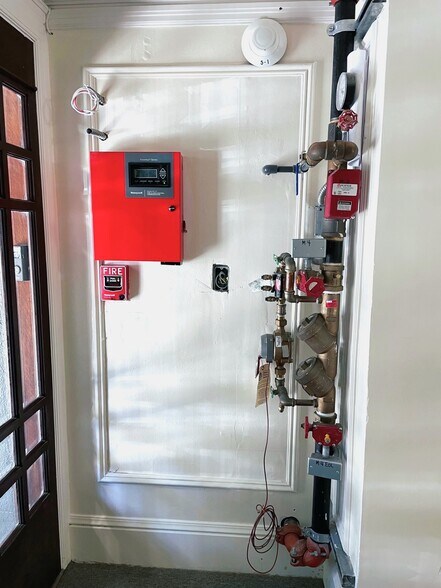 More Photos Of 221 San Jose Ave, San Francisco Apartments For Sale