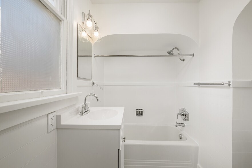 More Photos Of 214 Stewart St, Reno Apartments For Sale