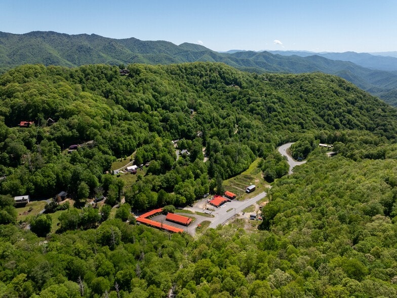 More Photos Of 11242 US-19, Maggie Valley Hotel For Sale