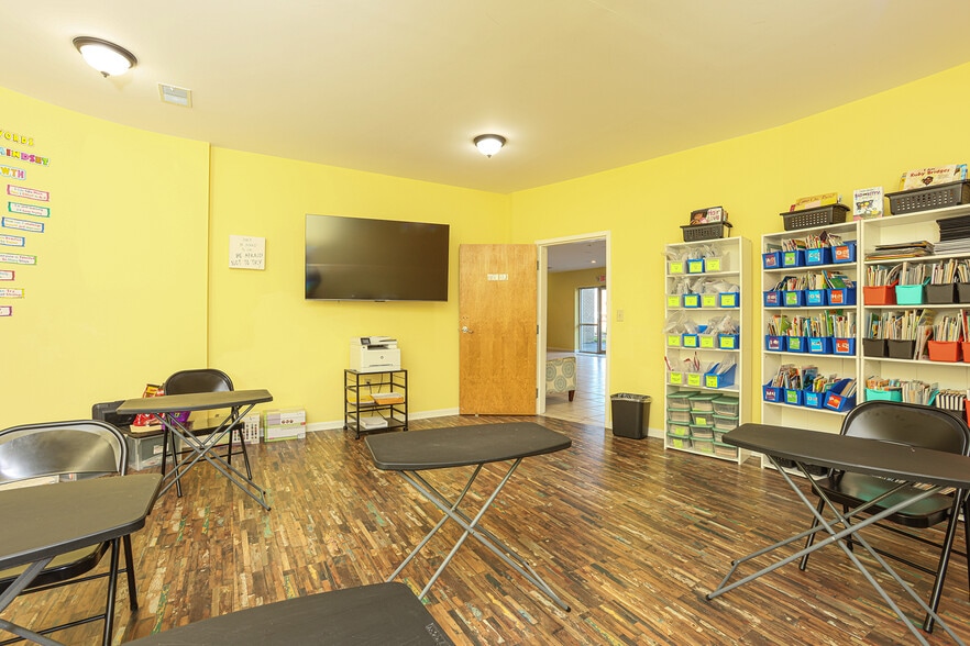 More Photos Of 8311 Two Notch Rd, Columbia Office For Sale