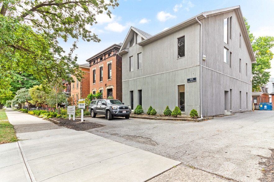 More Photos Of 995 S High St, Columbus Loft Creative Space For Sale